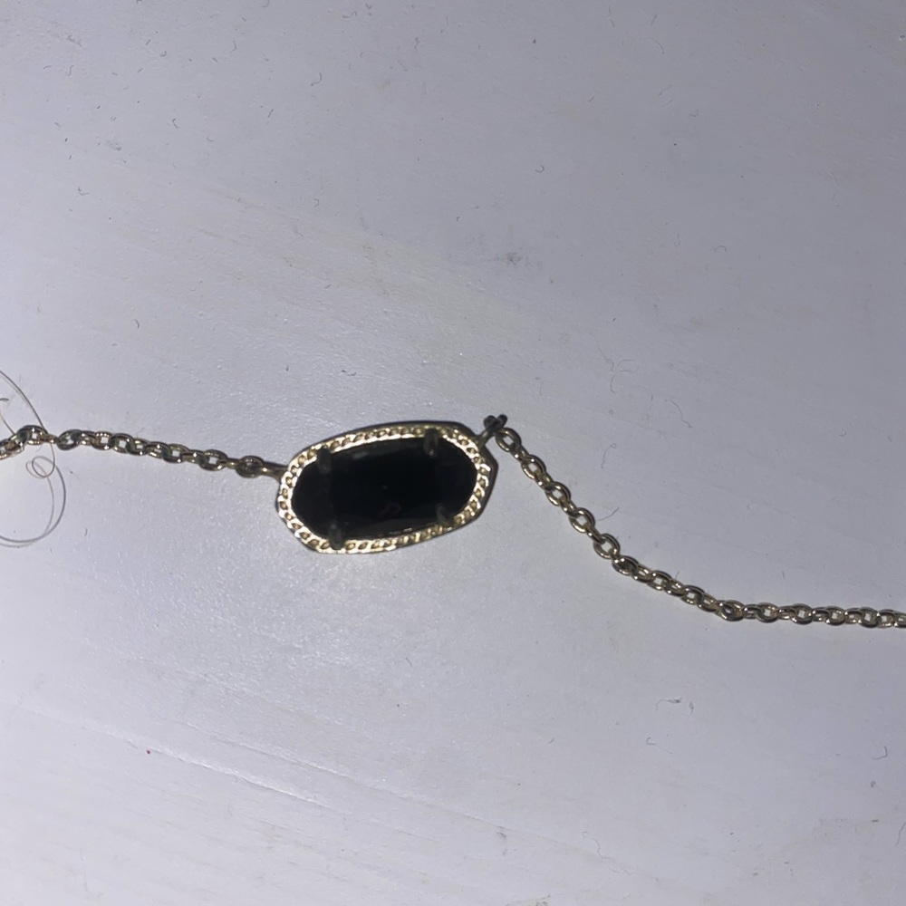 perfect condition kendra scott necklace